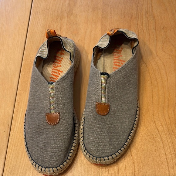 Instint Toni Pons Women’s khaki/stone  Espadrilles.  Size 39/US8 - Picture 1 of 7